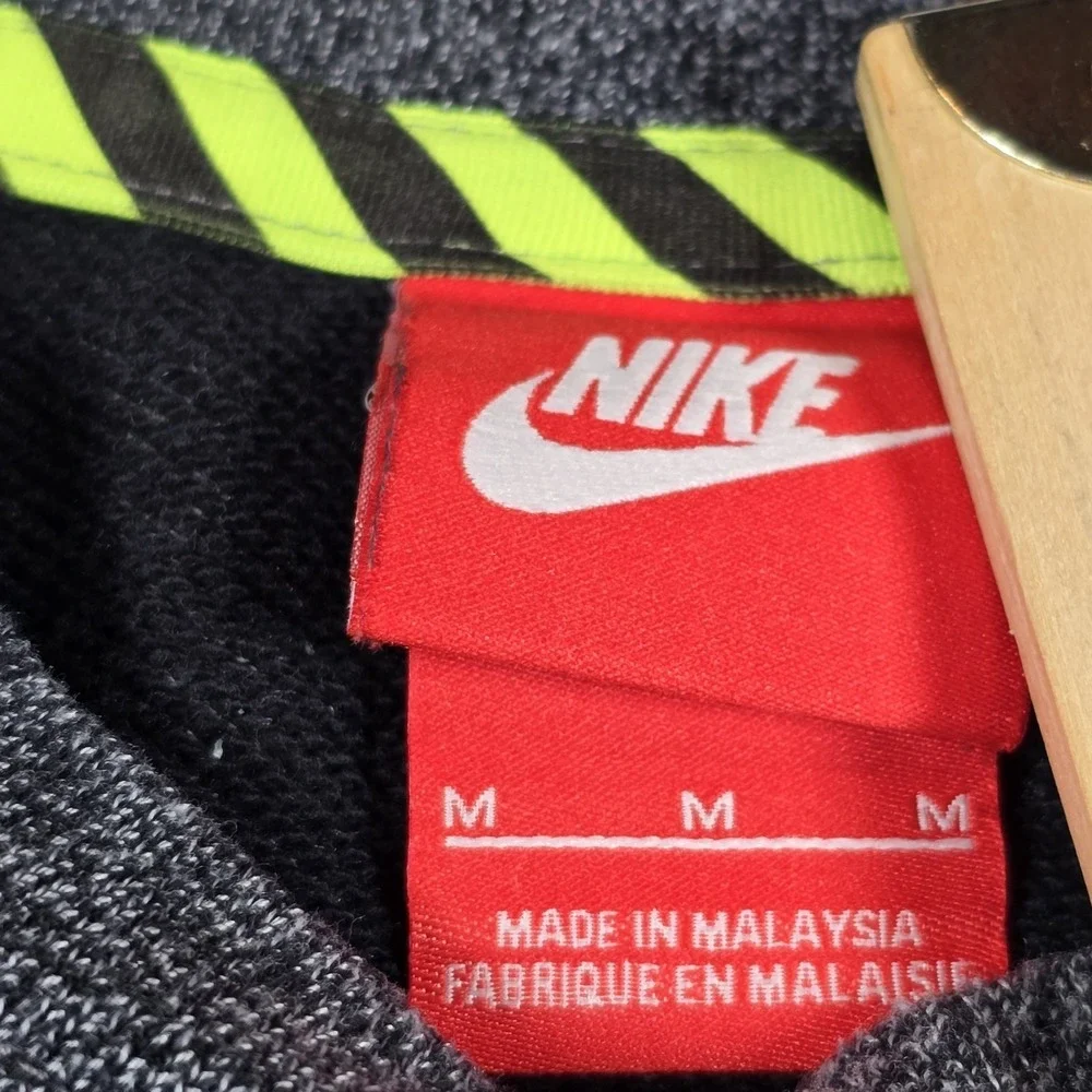Nike Track & Field Gray Activewear Crew Neck Sportswear Sweatshirt- Men's Sz Med